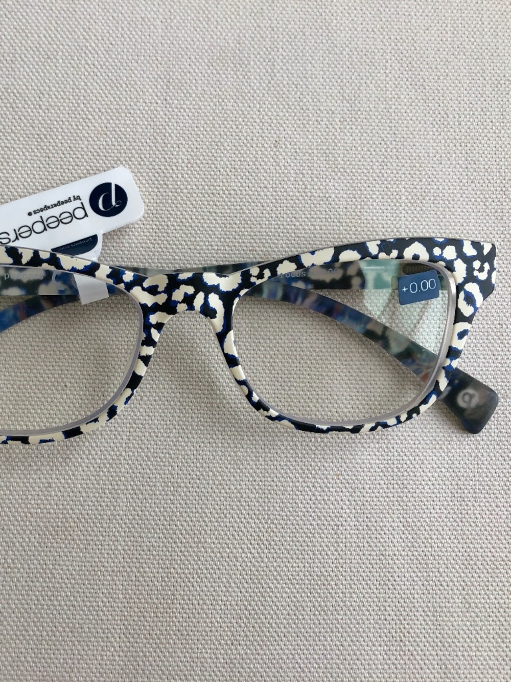 NEW BLACK & WHITE LEOPARD PEEPERS BLUE LIGHT FILTERING GLASSES - Picture 3 of 5